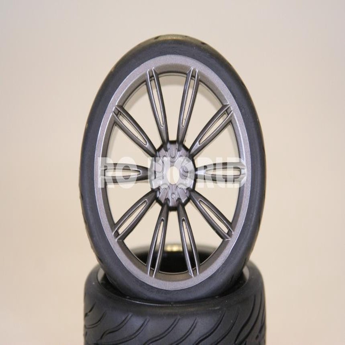 RC 1/10 CAR TIRES GUN METAL WHEELS RIMS PACKAGE KYOSHO TAMIYA HPI #2