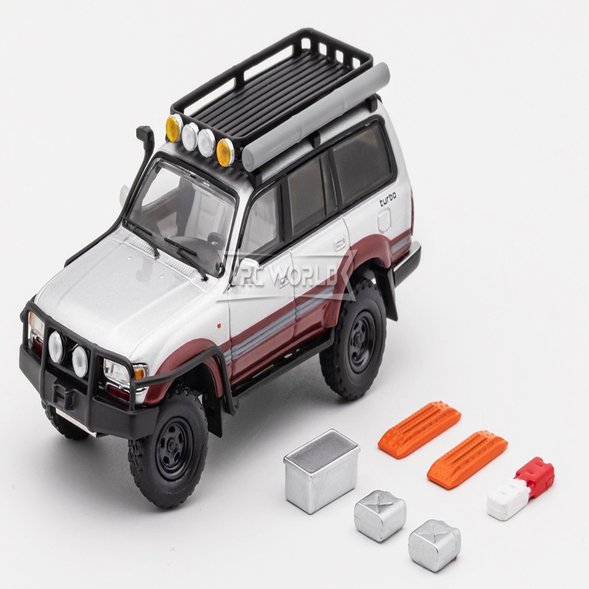 GCD 1/64 TOYOTA LAND CRUISER LC80 W/ Accessories Die Cast Truck -2/Tone-