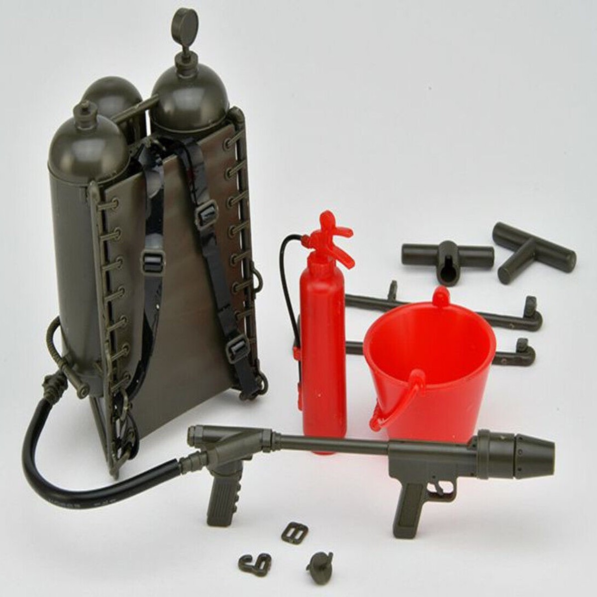 TomyTec Little Armory 1/12 FLAME THROWER M2 Plastic Model Kit