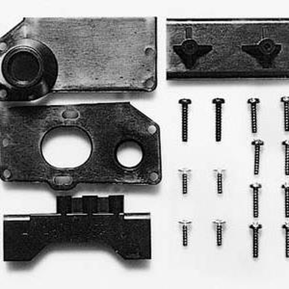 F103 CHASSIS-GEAR CASE