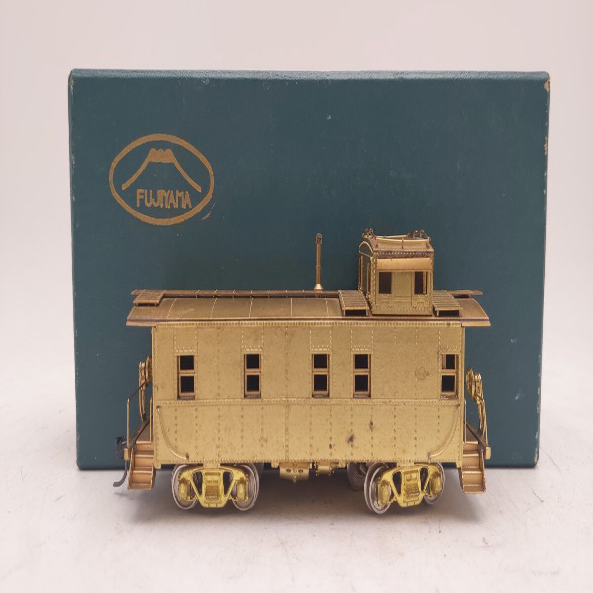 Fujiyama HO Scale BRASS Steel Caboose VG/Box