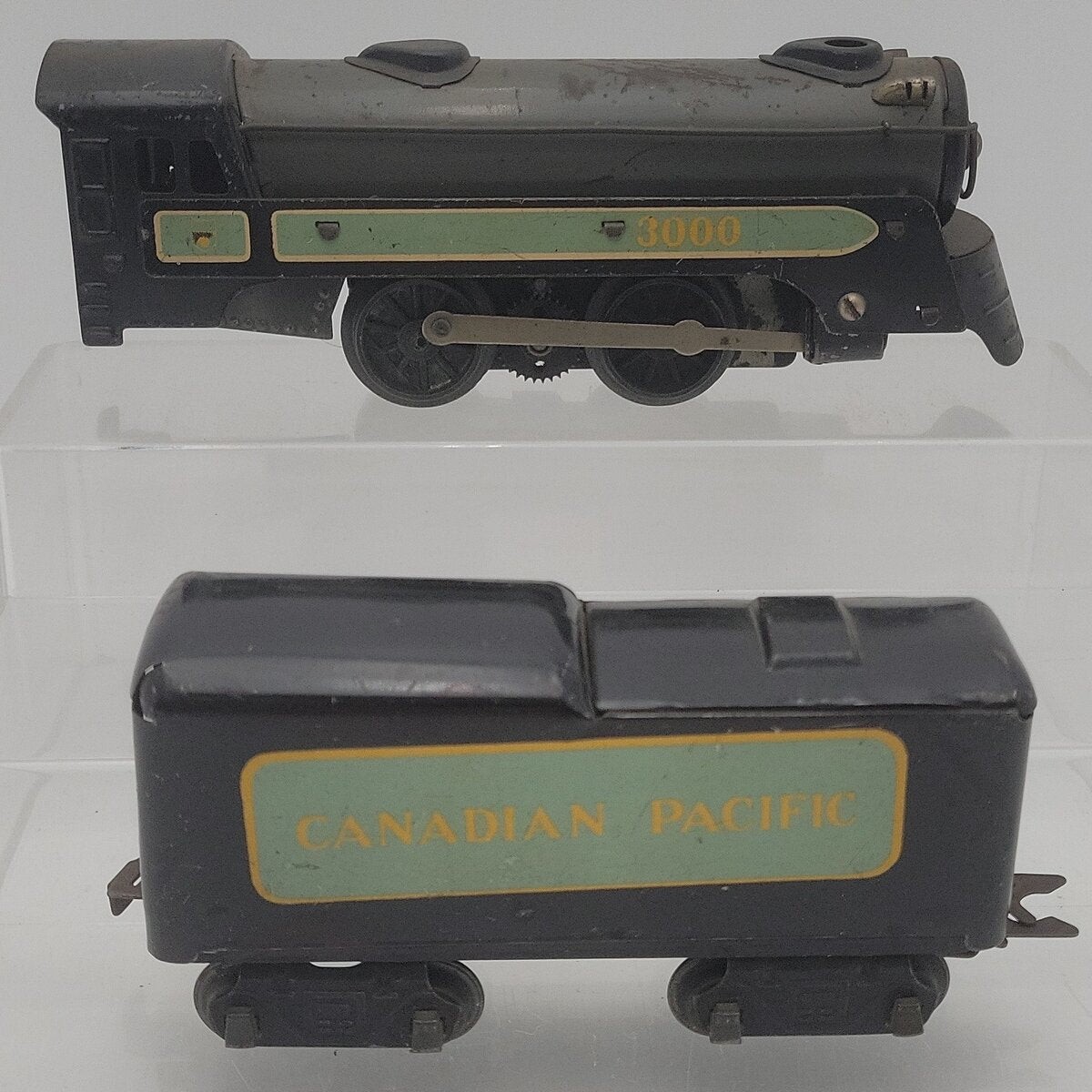 O Gauge Vintage Canadian Pacific Locomotive & Tender #3000 VG
