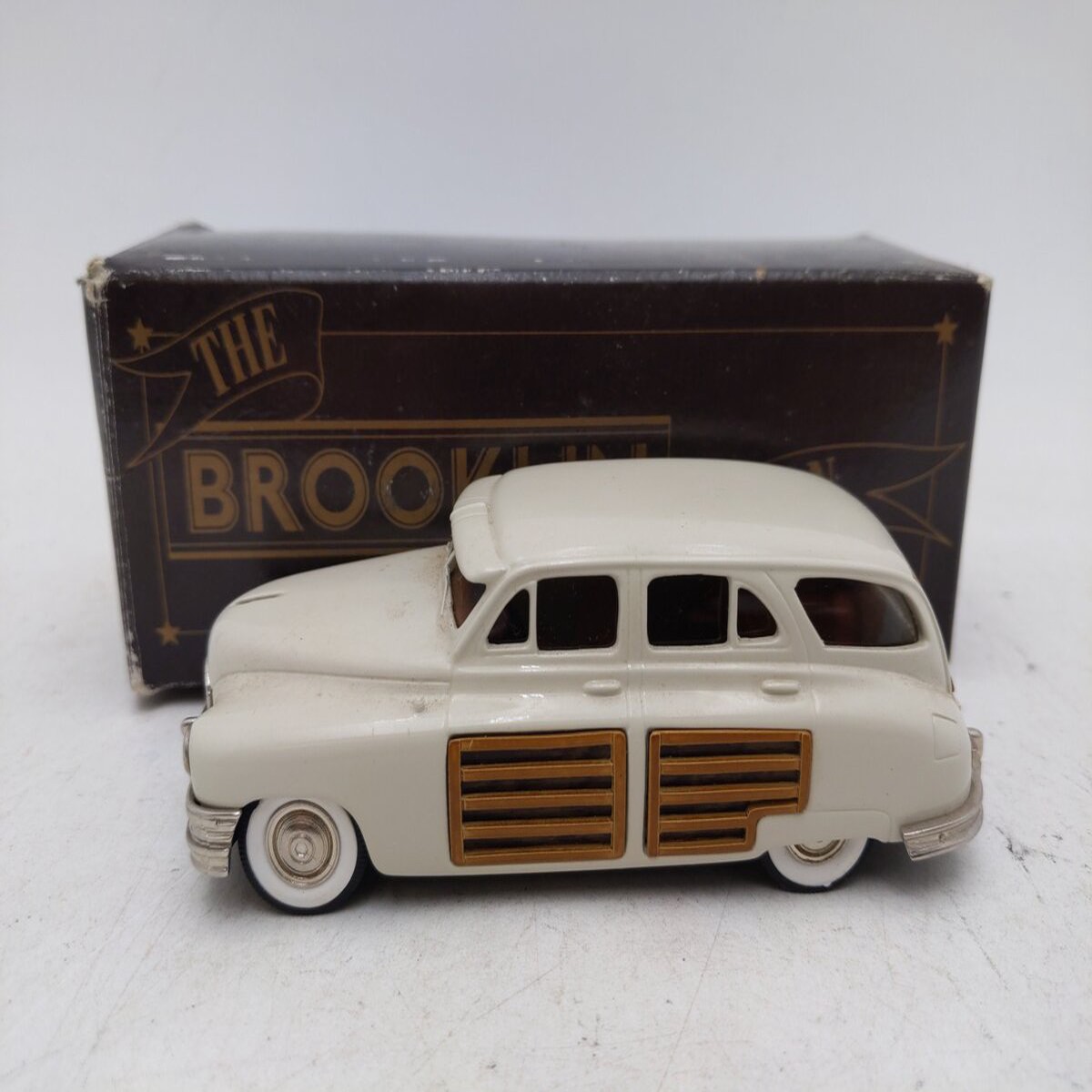 Brooklin Models 43a 1:43 Scale 1948 Packard Station Sedan & Roof Rack EX/Box