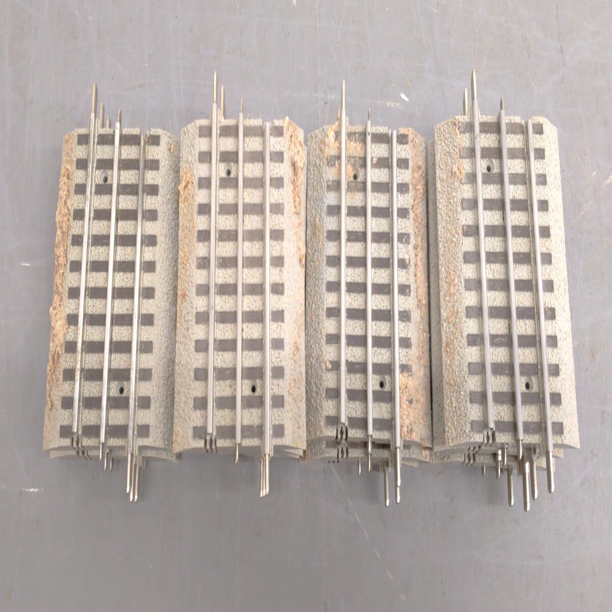 Lionel 6-12024 O 5" Straight FasTrack Sections (14) VG