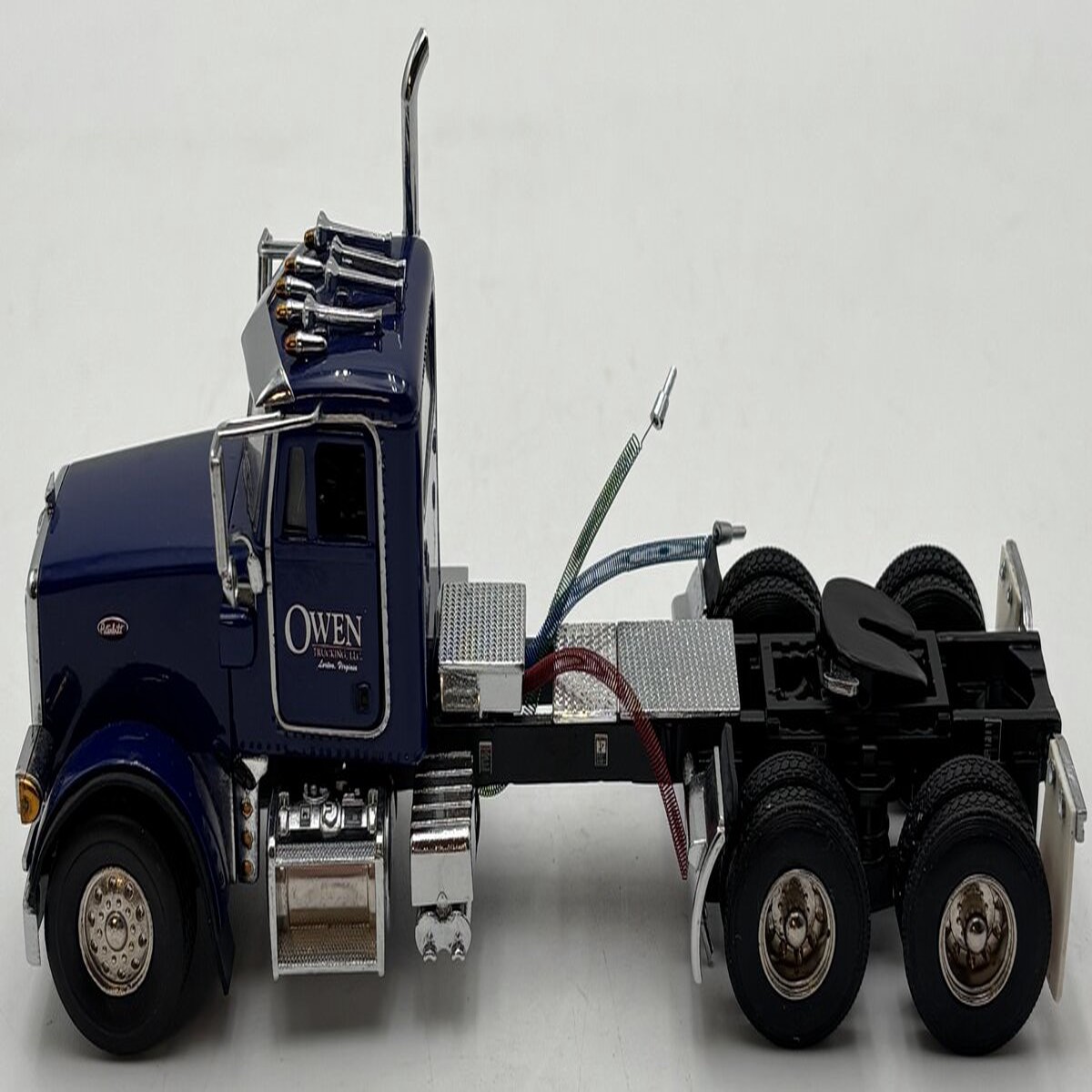 Sword Models 1:50 Owen Trucking Peterbilt 357 w/East Genesis Dump LN