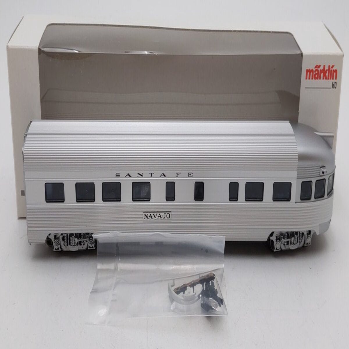 Marklin 43604 HO Scale ATSF Streamline "Navajo" Observation Car LN/Box