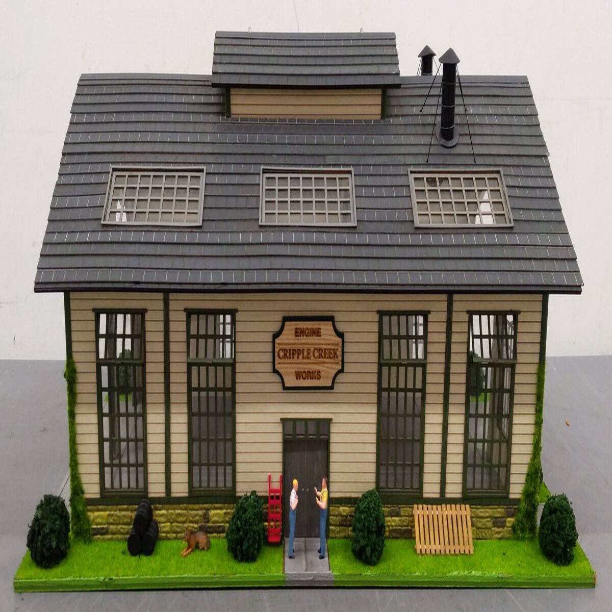 Menards 279-5926 O Scale Cripple Creek Engine Works Building LN