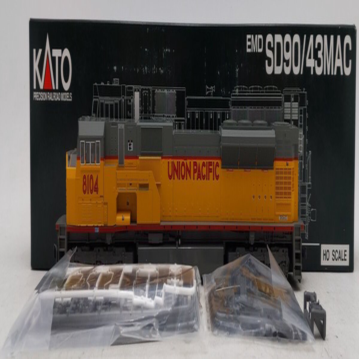 Kato 37-6354 HO Scale Union Pacific SD90-43MAC Diesel Locomotive #8104 EX/Box