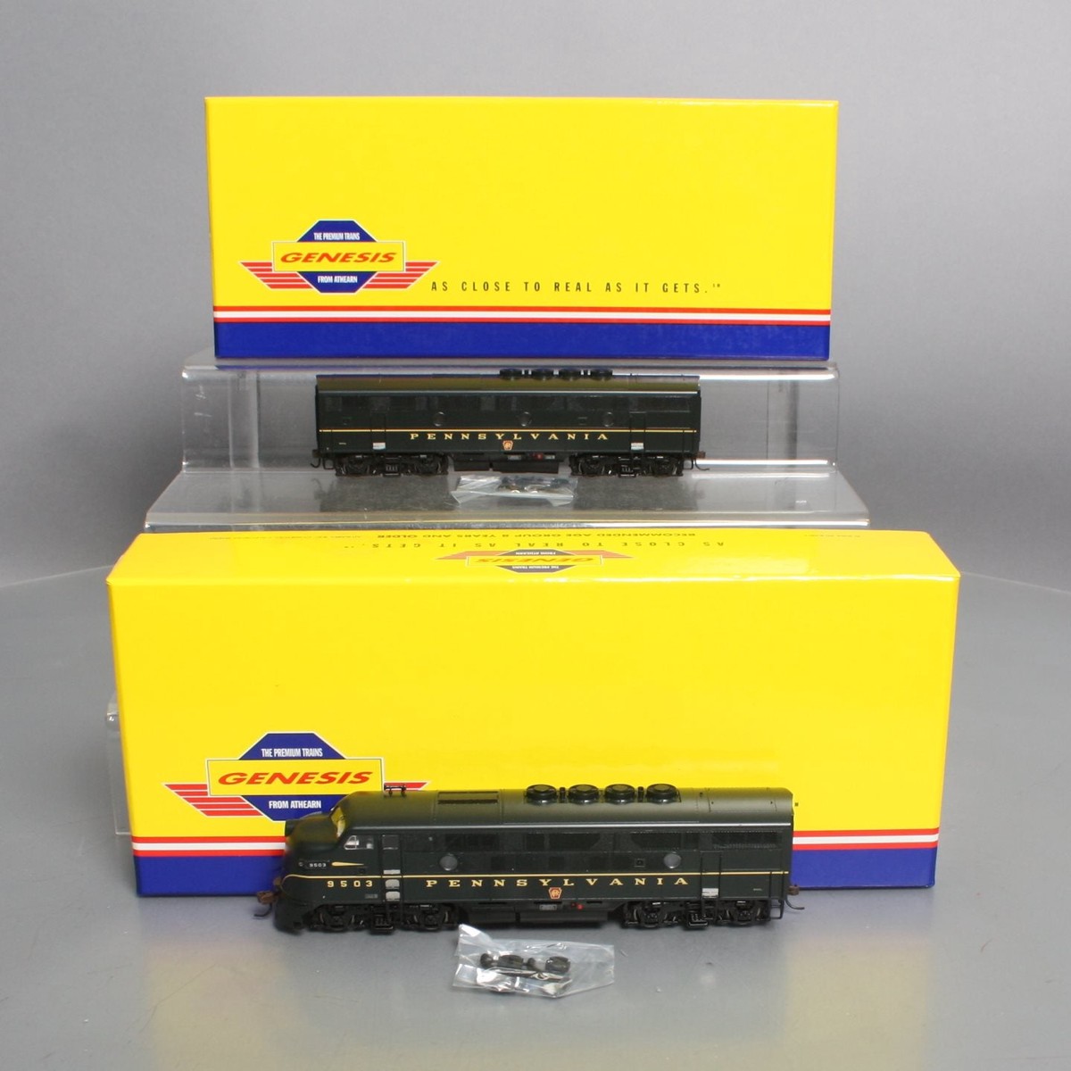 Athearn G2623 HO Scale Pennsylvania F-3A/F-3B Diesel Locomotive Set LN/Box