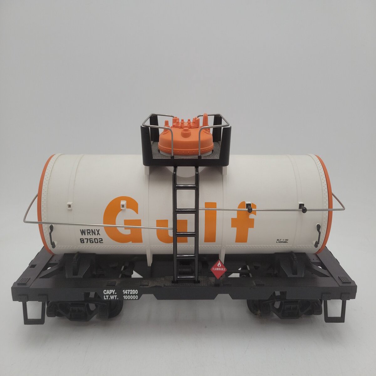 Lionel 8-87602 Gulf Single Dome Tank Car w/Plastic Wheels EX