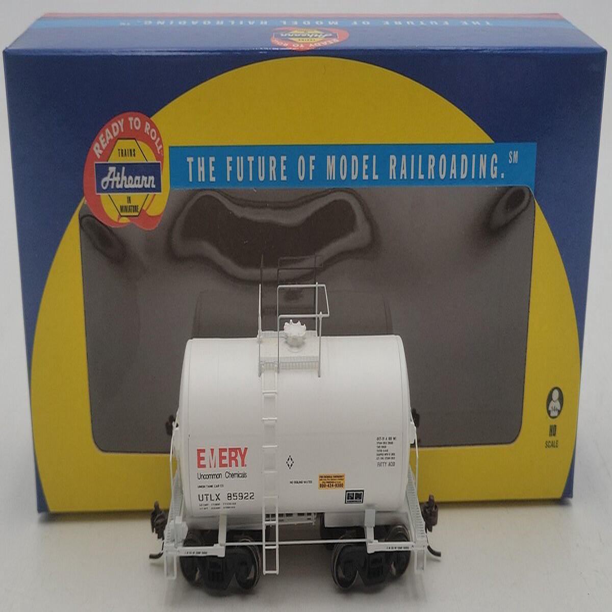 Athearn 89119 ULTX/Emery 30' NACC 8,000 Gallon Tankcar #85922 EX/Box