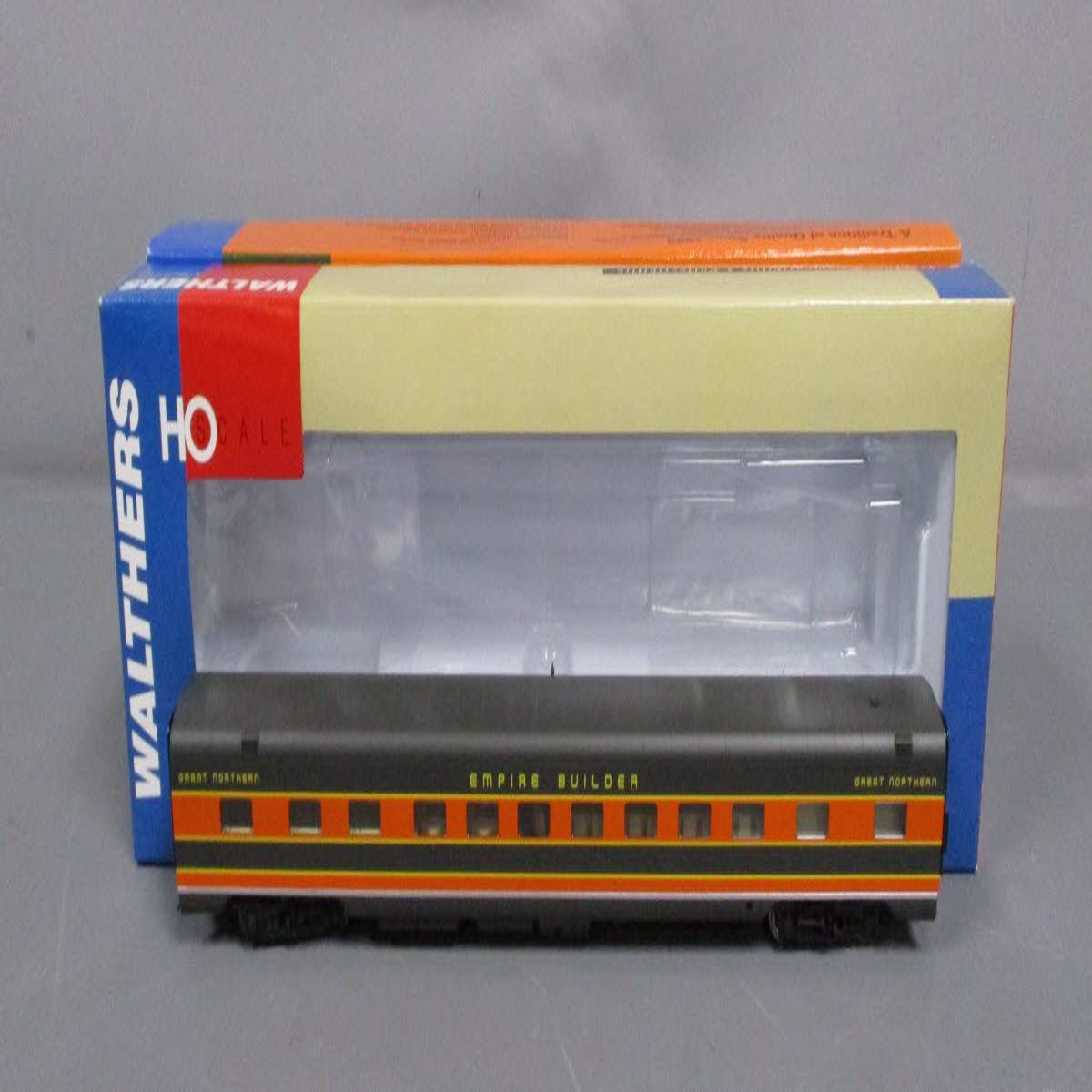 Walthers 932-9034 HO Scale GN Empire Builder AC&F "Ranch" Lounge Car NIB