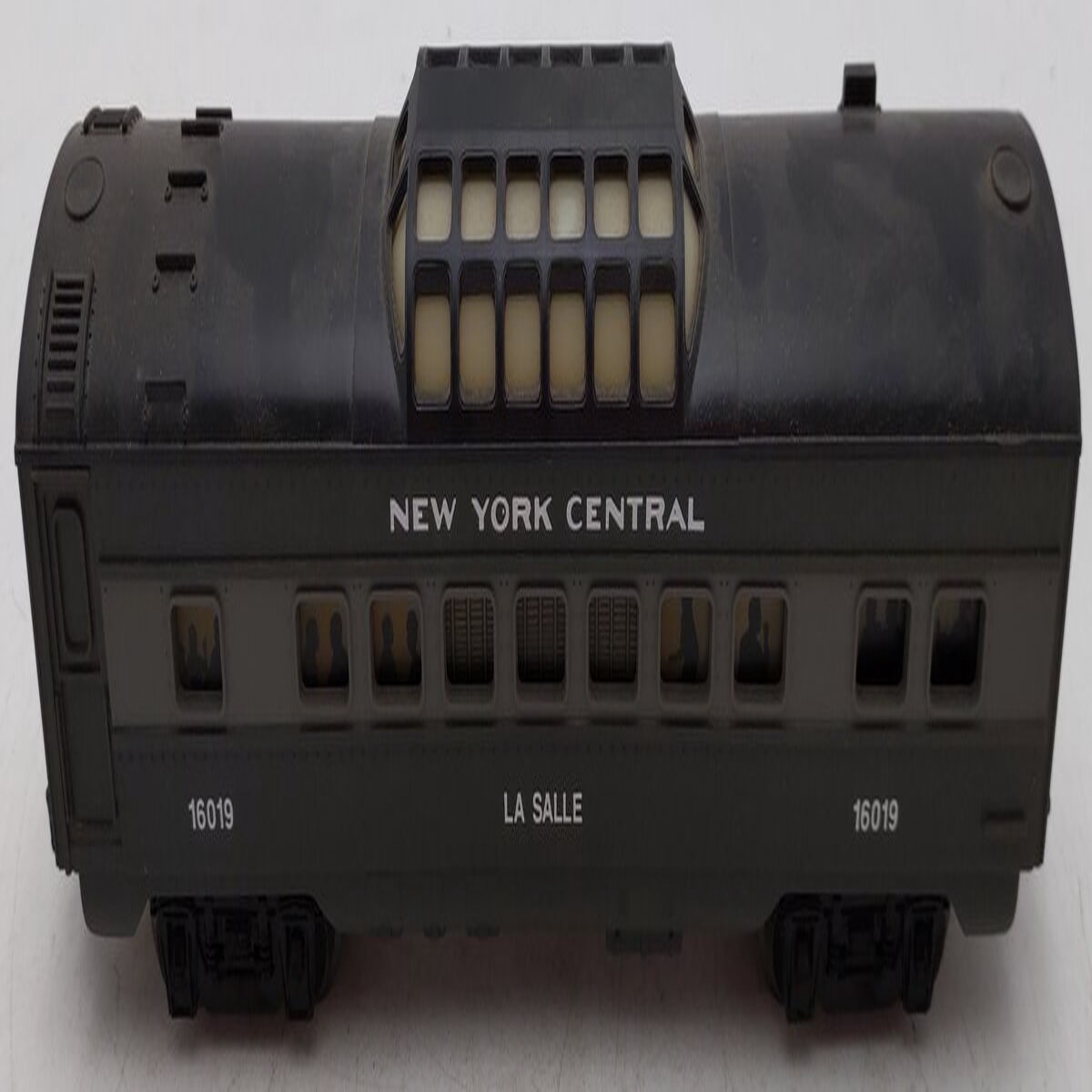 Lionel 6-16019 O Gauge New York Central "La Salle" Vista Dome Passenger Car EX
