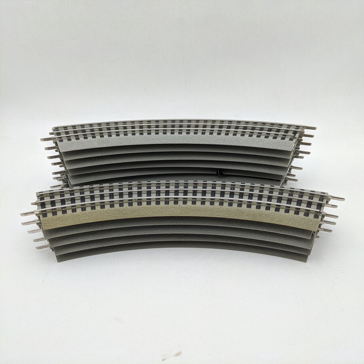 Lionel 6-37103 0-31 Curved FasTrack Sections (13) EX