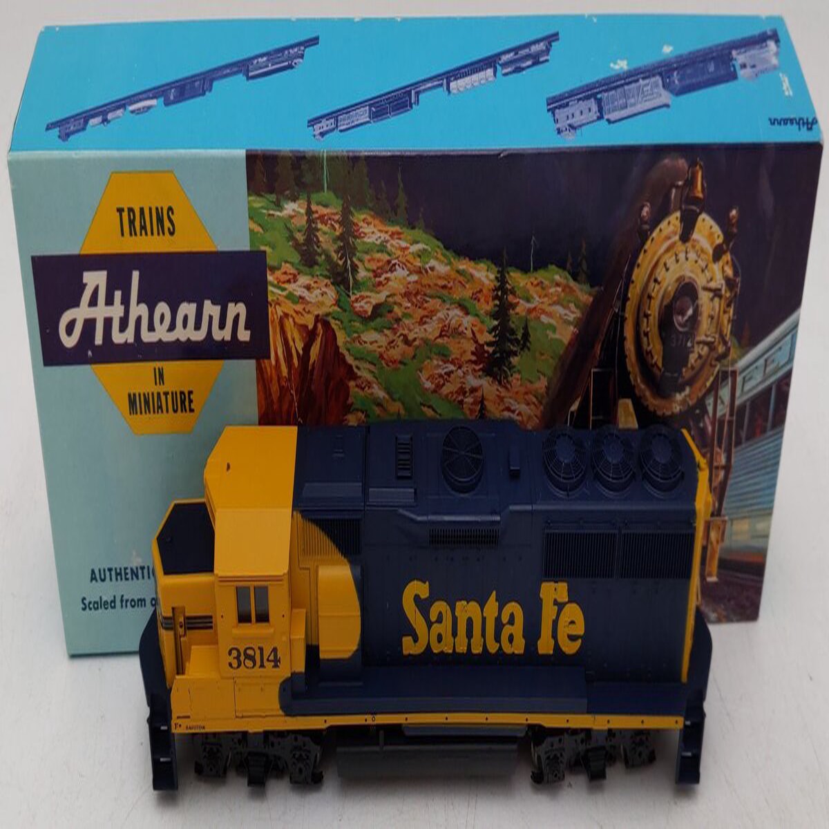 Athearn 4631 HO Santa Fe GP-50 Powered Diesel Locomotive #3814 EX/Box