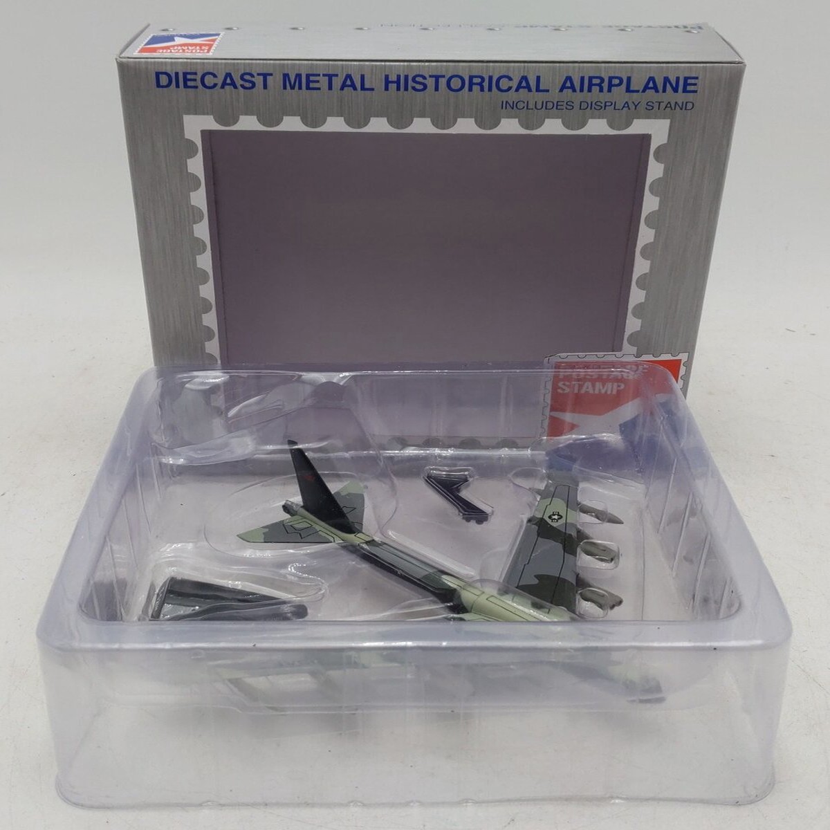 Daron Worldwide Trading PS5391 B-52 Stratofortress 1:300 Scale LN/Box