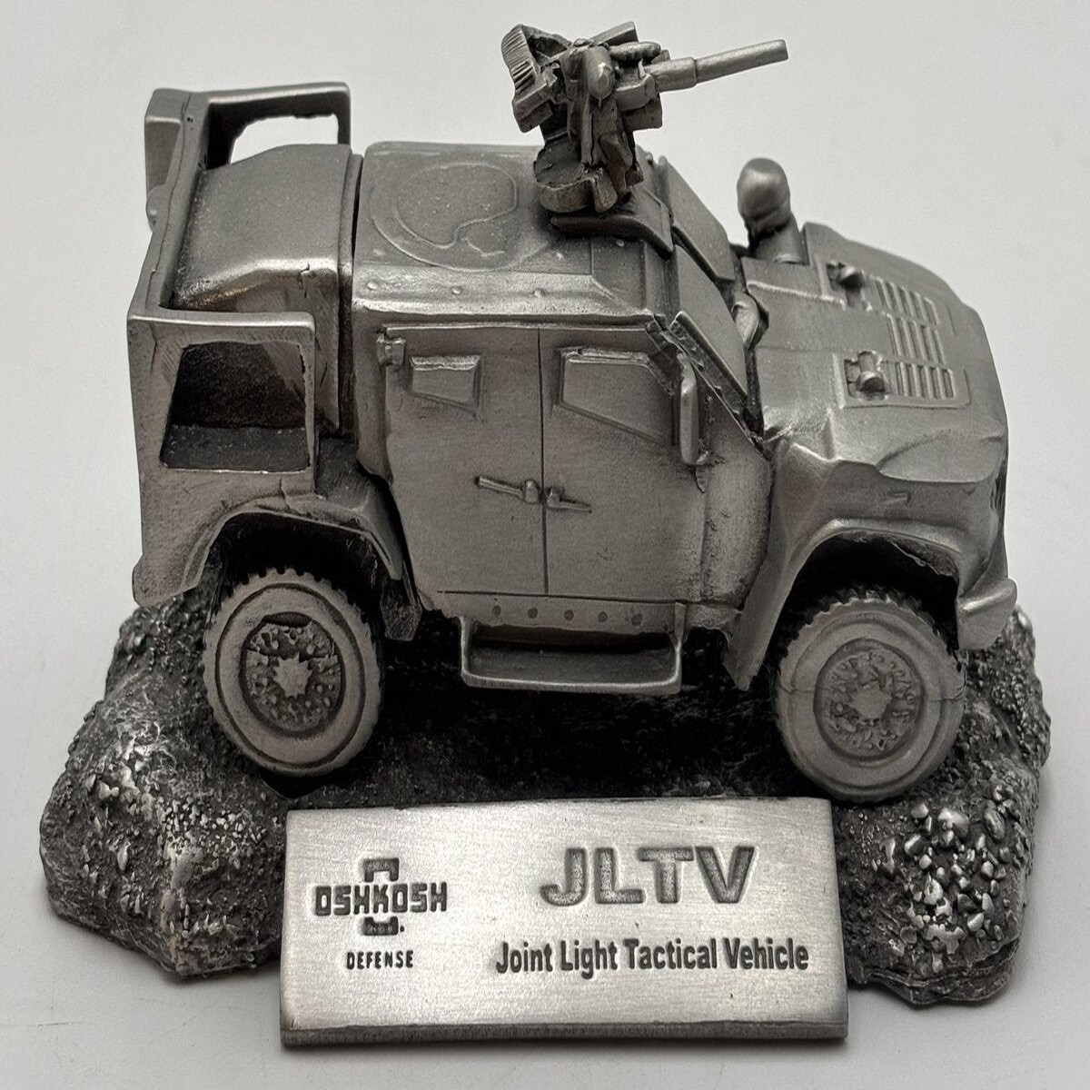 SpecCast 1:43 Oshkosh Defense JLTV Pewter Cast LN