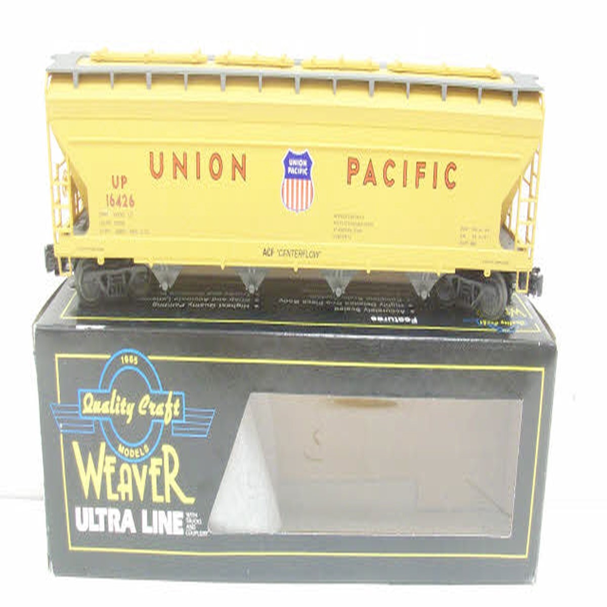 Weaver 16426 Union Pacific Freight Car 3-Rail LN/Box