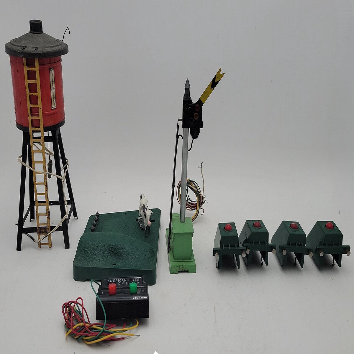 American flyer S Gauge Assorted Vintage Accessories #23791,730,215,761 [7] VG