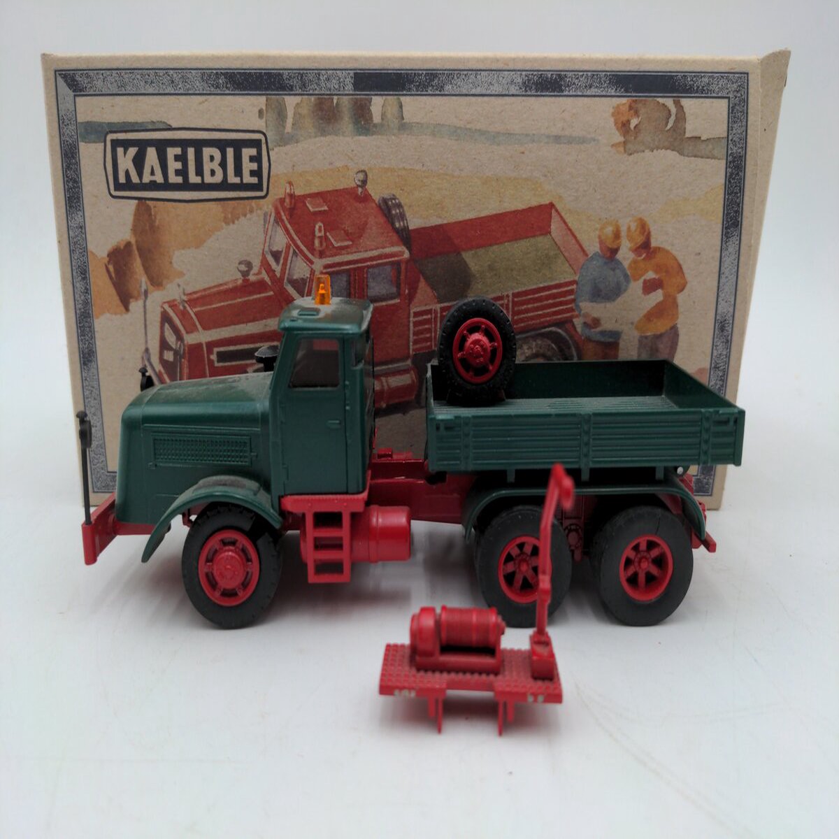 NZG 452-30 1:50 Kaelble KDV22 Z8T Historical Heavy Weight truck VG/Box