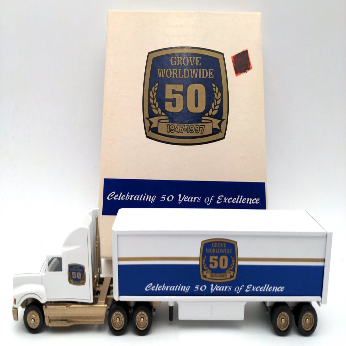 Winross G0505 1:64 Scale Diecast Ford LTLS9000 Grove 50th Anniversary EX/Box