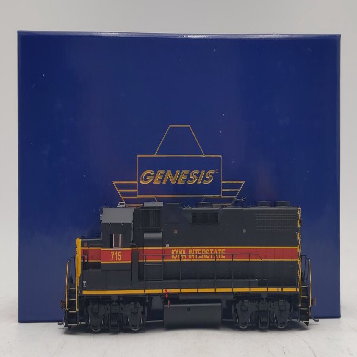 Athearn ATHG40839 HO Iowa Interstate GP38-2 Diesel Locomotive #715 w/ DCC LN/Box