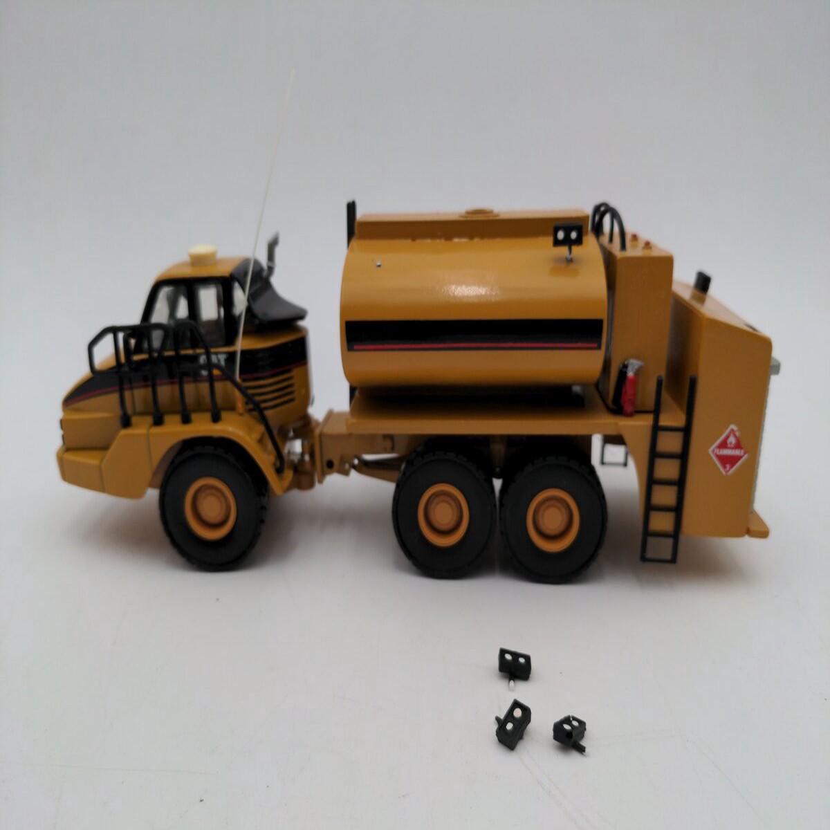 Custom Built 725 1:50 Diecast Service Truck VG