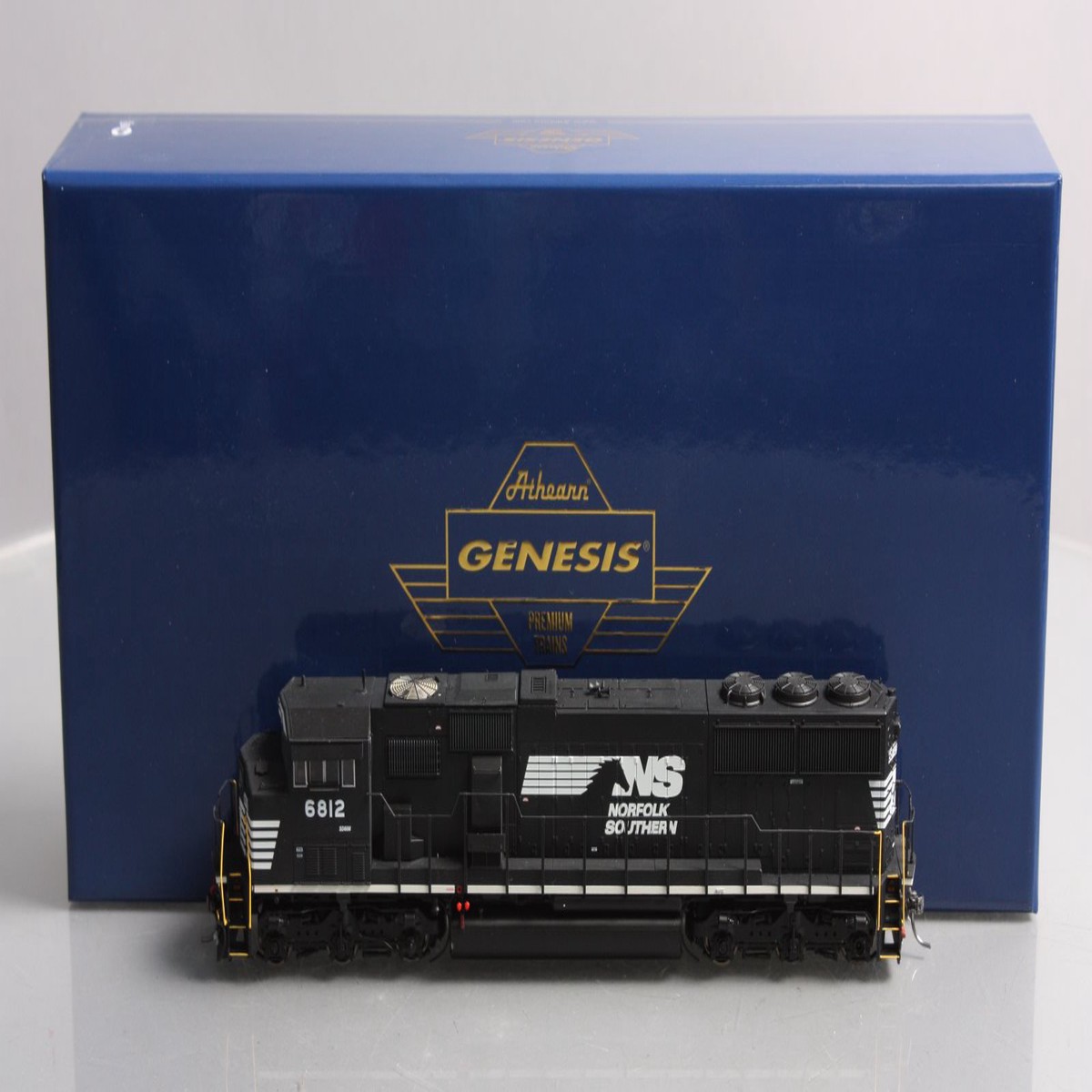 Athearn G75612 HO NS G2 SD60M Tri-Clops Diesel Locomotive w/DCC & Sound #6812 LN/Box