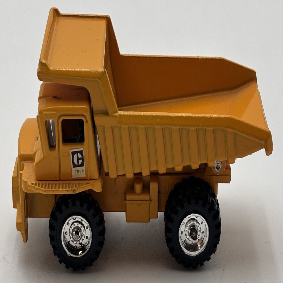 Eidai 1:98 CAT 769B Off-Highway Dump Truck Diecast EX