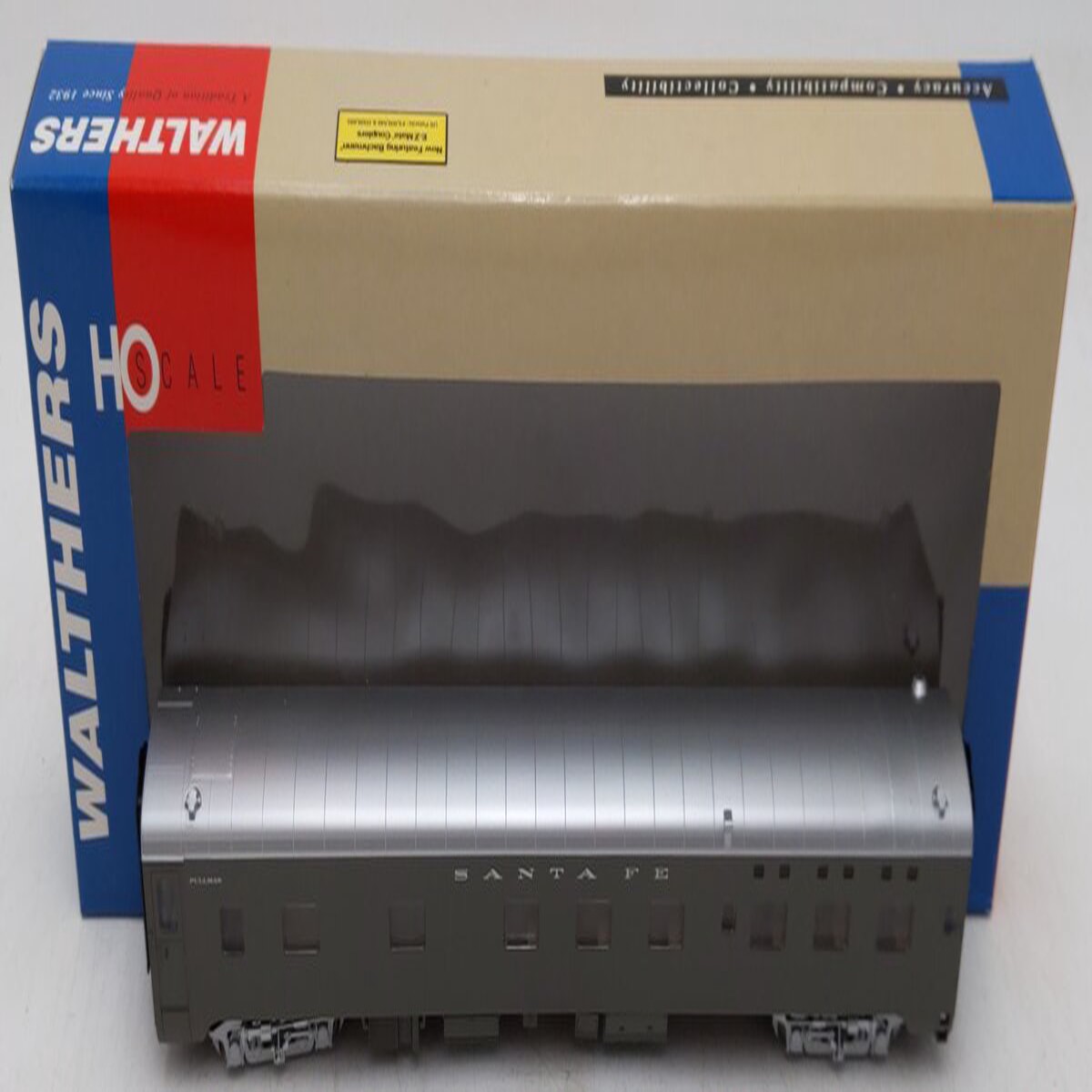 Walthers 932-6722 HO Santa Fe Pullman-Standard 6-6-4 Sleeper Car EX/Box