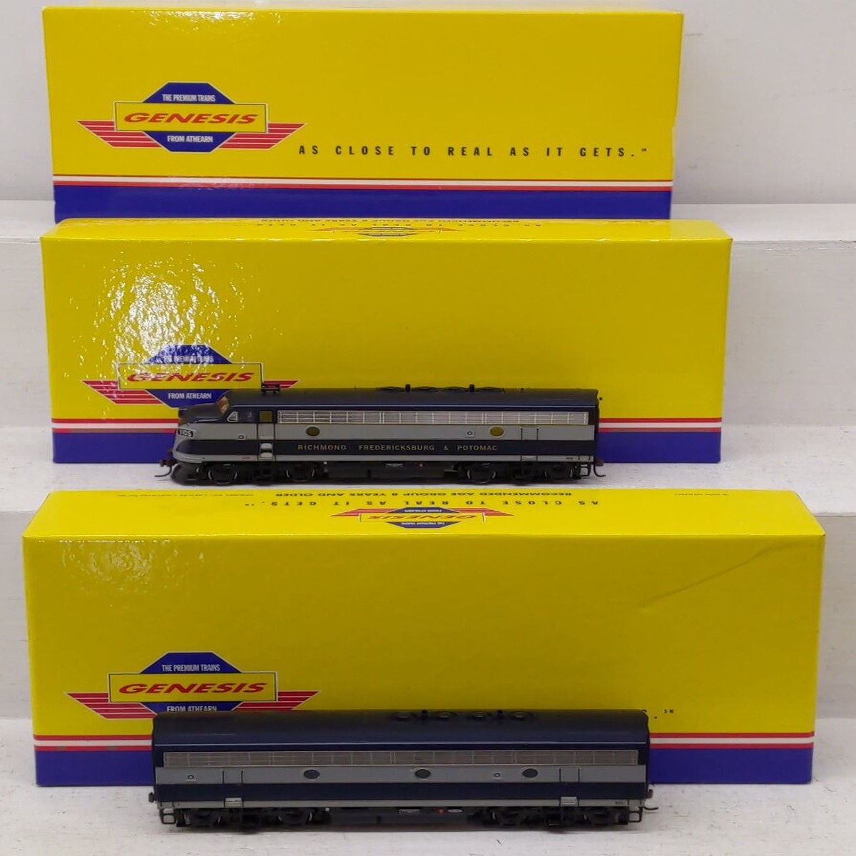 Athearn GG22017 HO Scale RF&P F7A/F7B Diesel AB Set #1155 & #1105 EX/Box