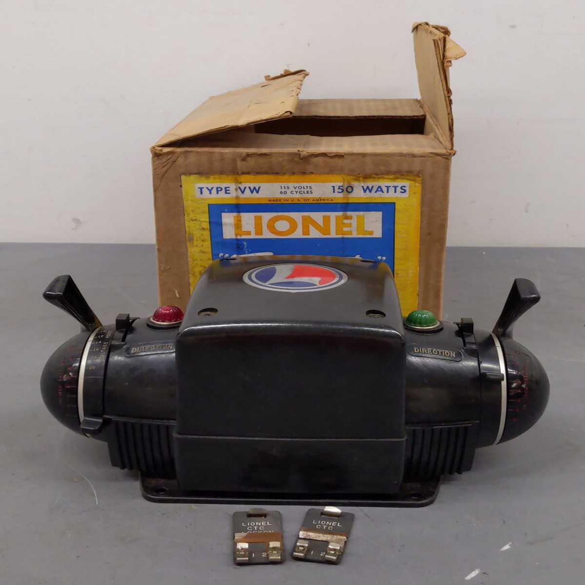 Lionel VW 150 Watt Vintage O 4 Train Transformer VG/Box