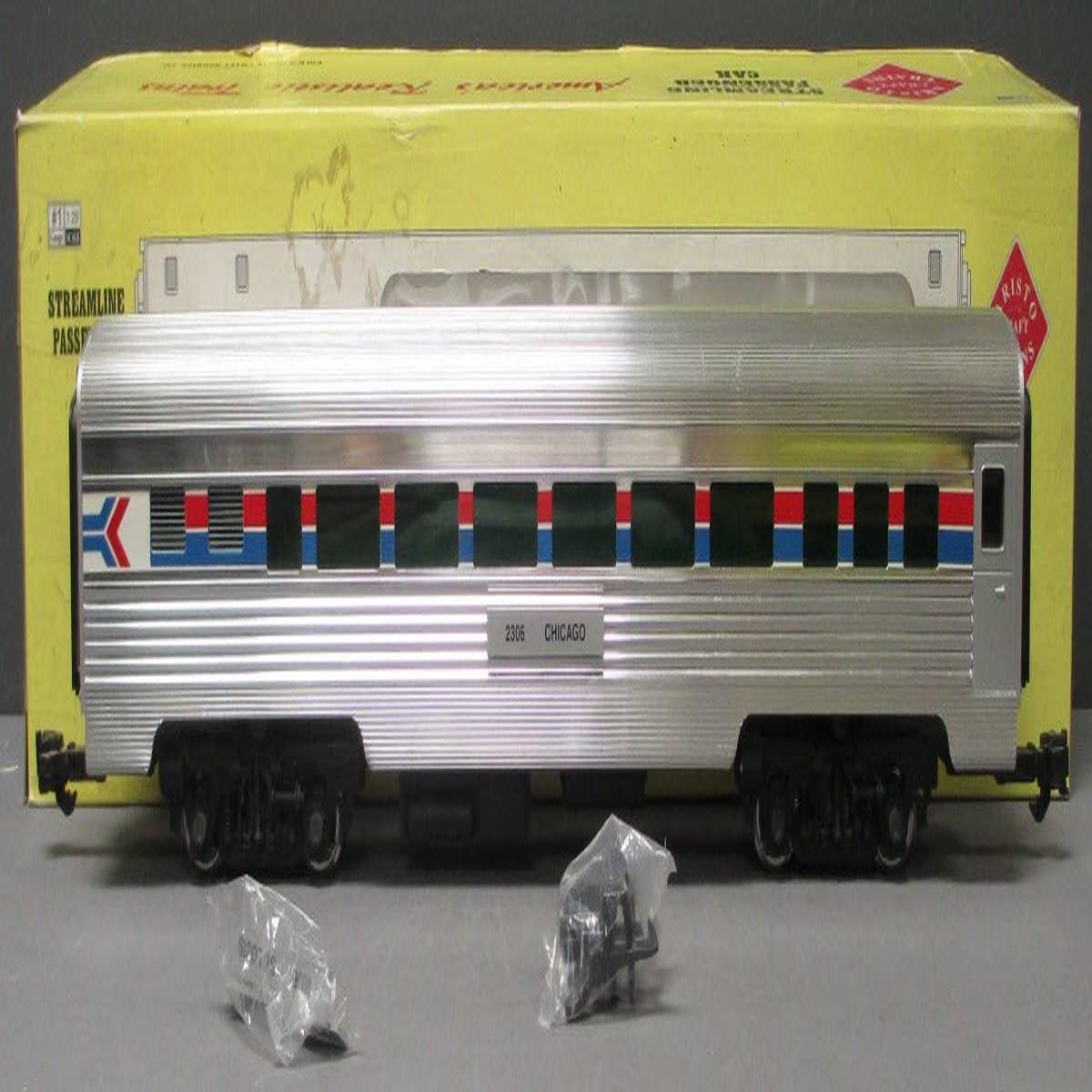Aristo-Craft 32306 G Amtrak Streamlined "Chicago" Passenger Car (Metal Wheels) EX/Box