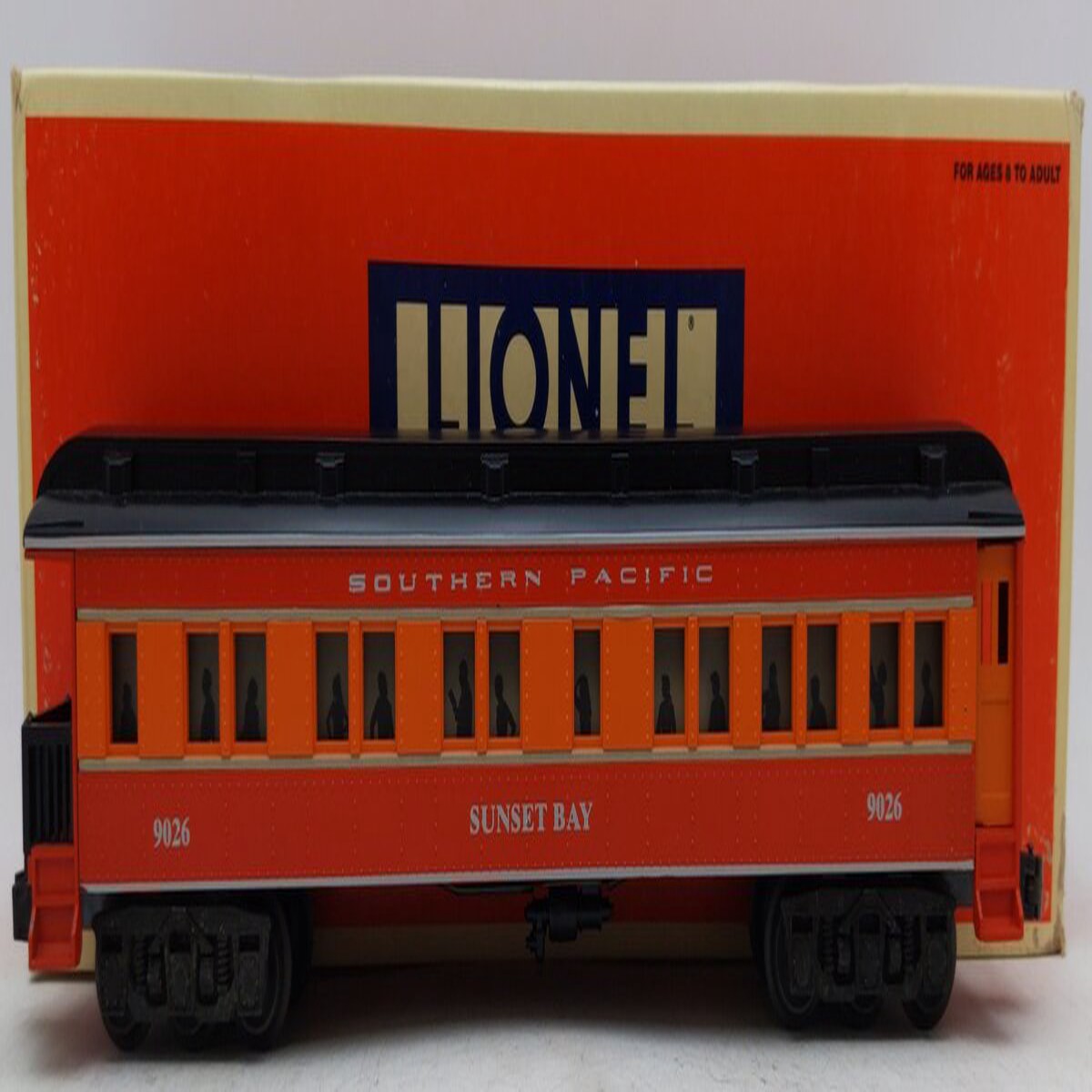 Lionel 6-19026 O Gauge Southern Pacific Madison "Sunset Bay" Observation Car EX/Box