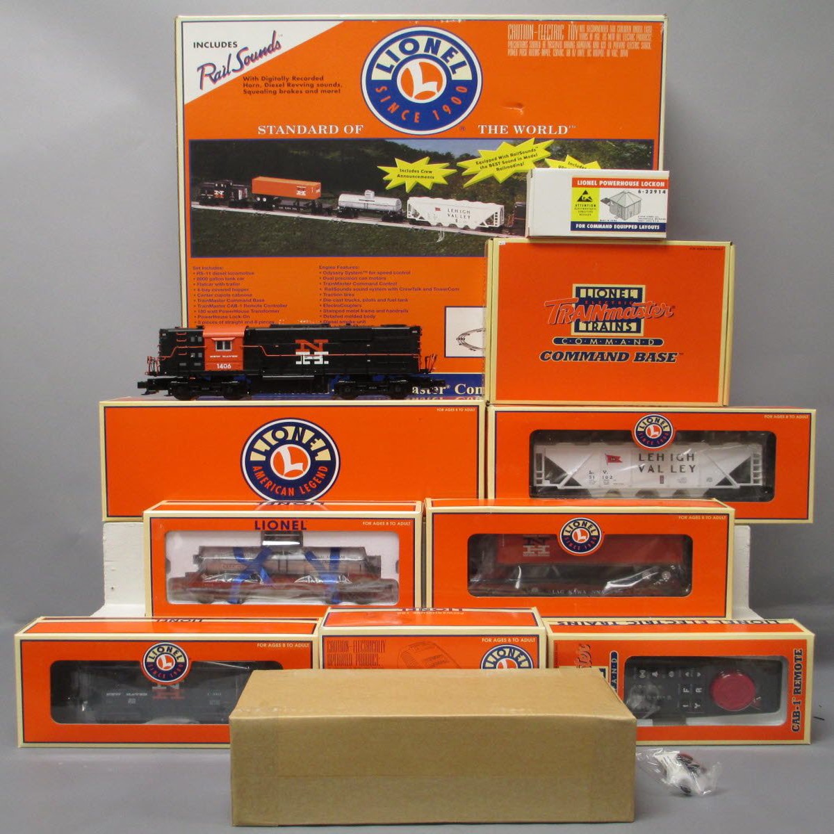 Lionel 6-31905 New Haven RS-11 O Gauge Diesel Freight Train Set NIB