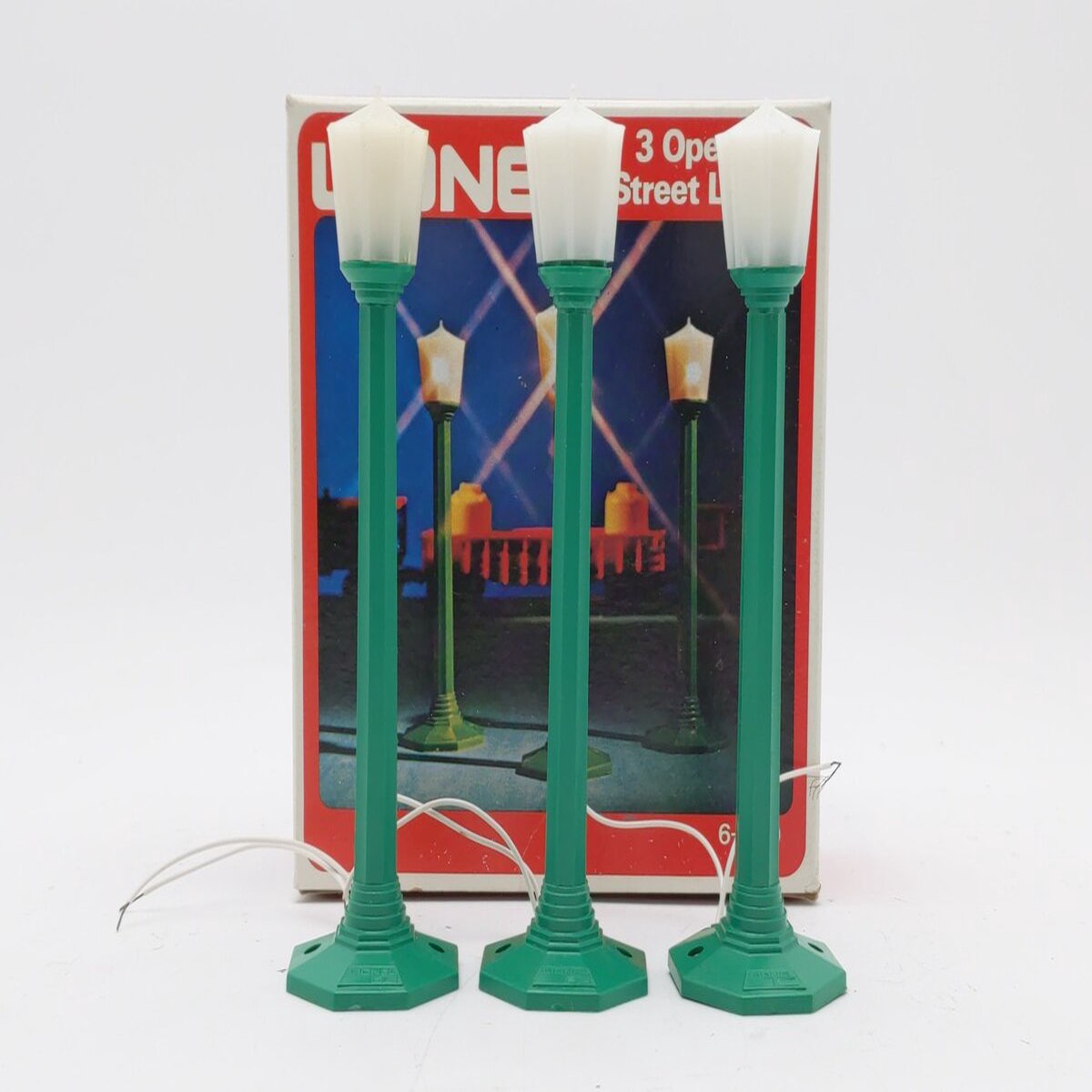 Lionel 6-2170 O And 027 Operating Green Plastic Street Lamp Posts (Set of 3) LN/Box