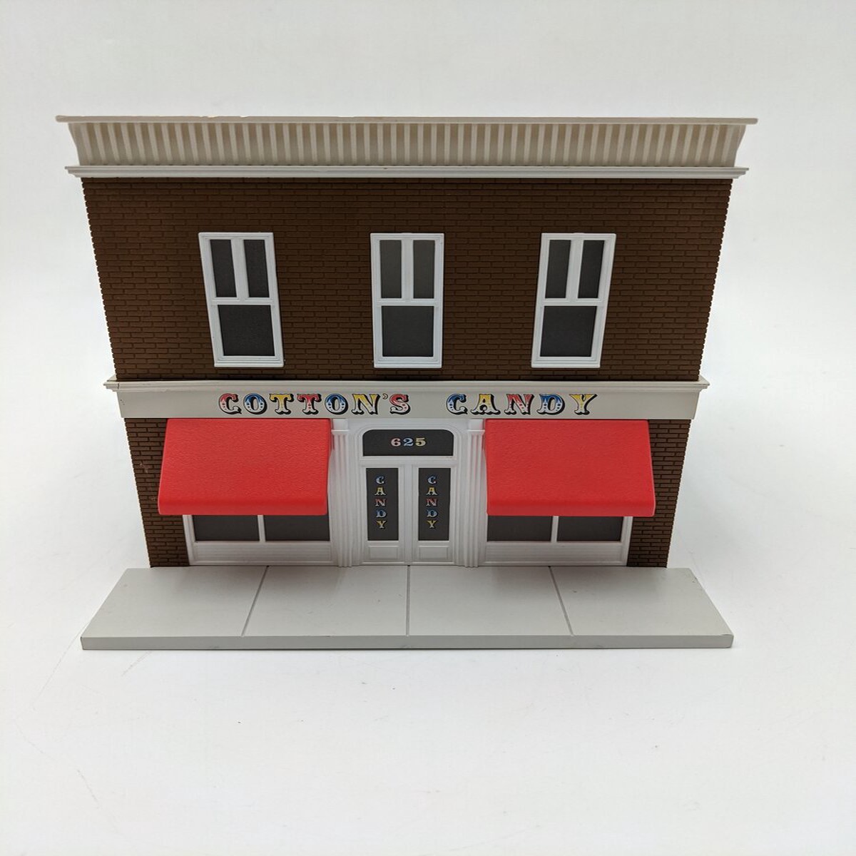 Lionel 6-34125 O Scale Cotton's Candy Store EX