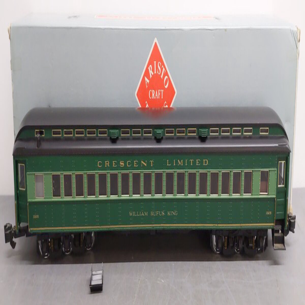 Aristo-Craft 31305 G Scale Southern Crescent Coach Car w/Metal Wheels VG/Box