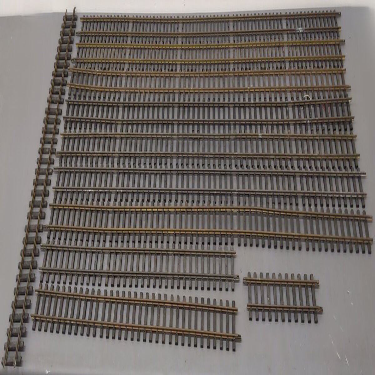 Aristo-Craft Assorted Length Straight Track Lot (11)