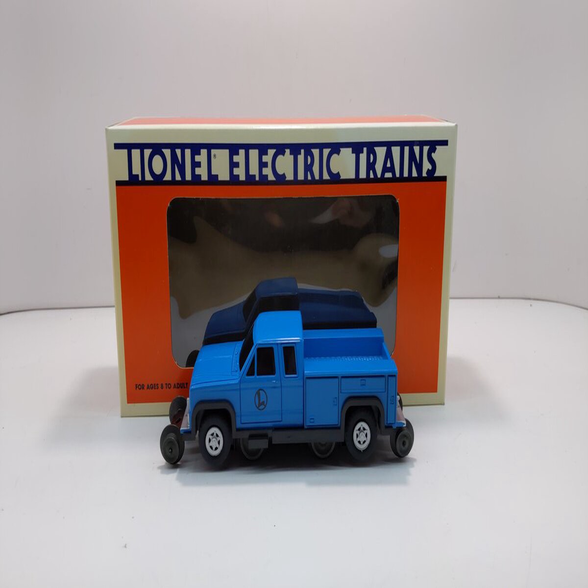 Lionel 6-18424 O Gauge On-Track Pickup Truck NIB