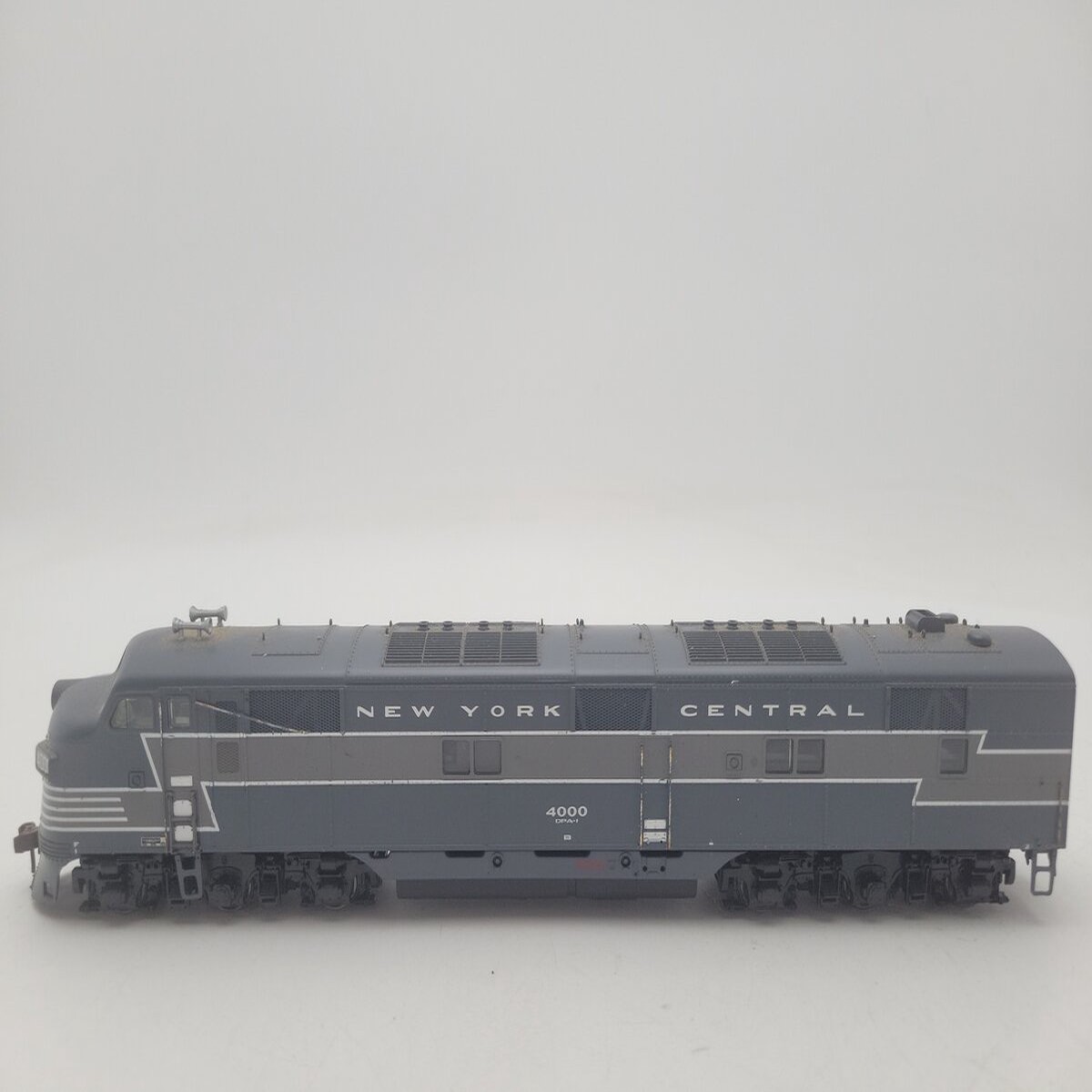 Broadway Limited 615 HO NYC EMD E7A Diesel Locomotive w/DCC & Sound #4000 VG