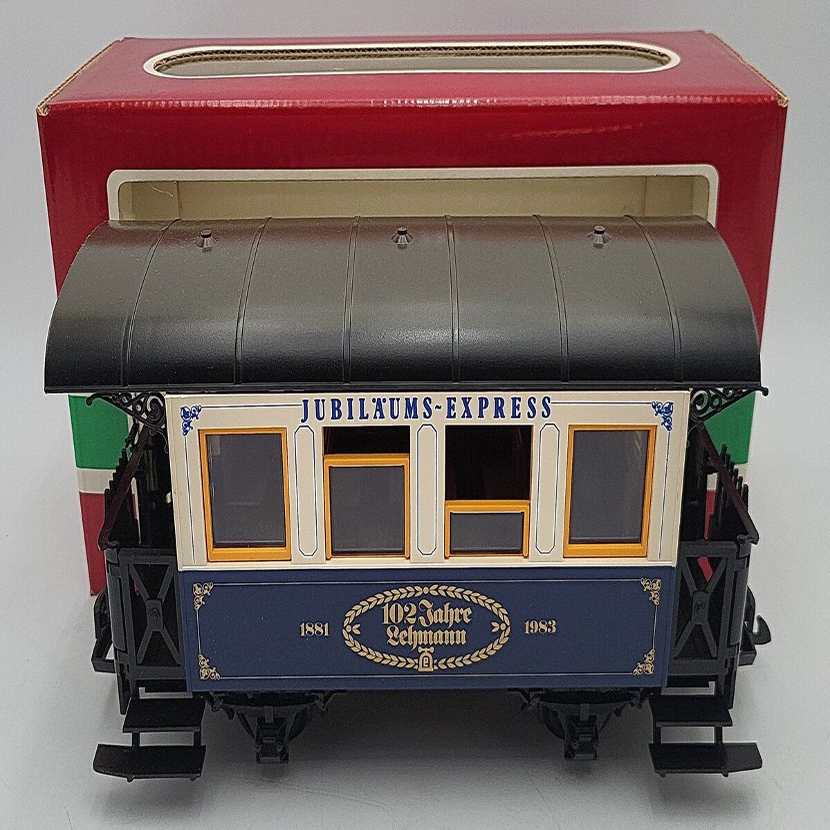 LGB 1983 G Scale Cream & Blue Passenger Car #102 EX/Box