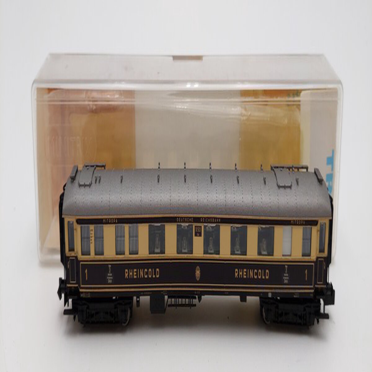 Trix 15783 N DR Type SB4k-28 2nd Class "Rheingold" Salon Car #10703 EX/Box
