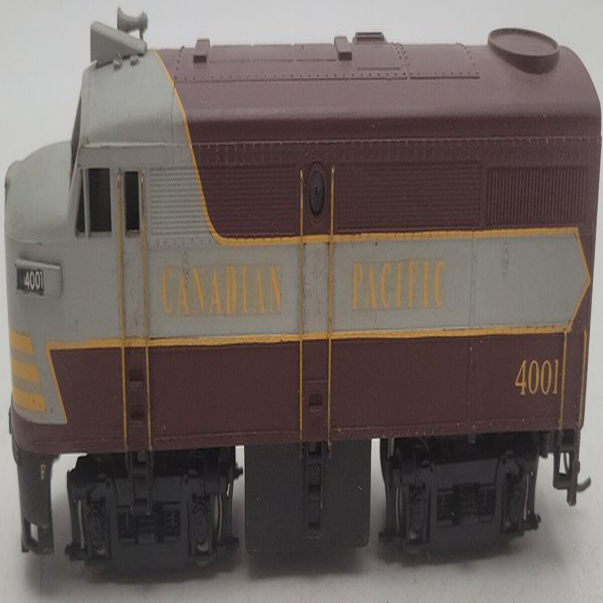 HO Scale Canadian Pacific Diesel Locomotive #4001 EX