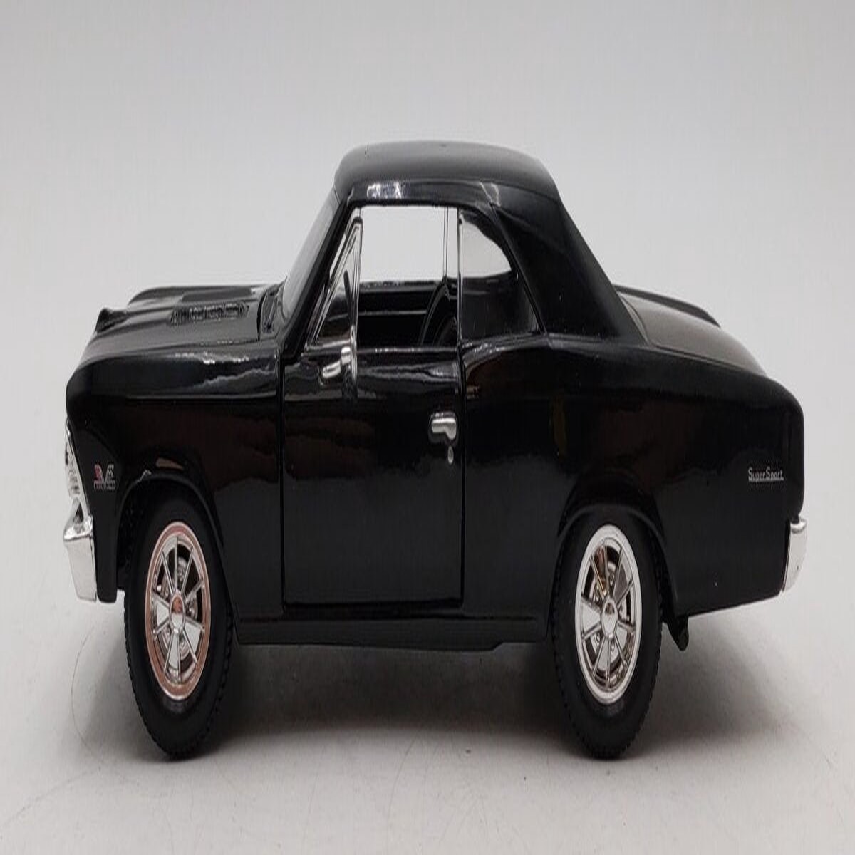 Maisto SS396 1:24 Scale 1966 Chevrolet Chevelle EX
