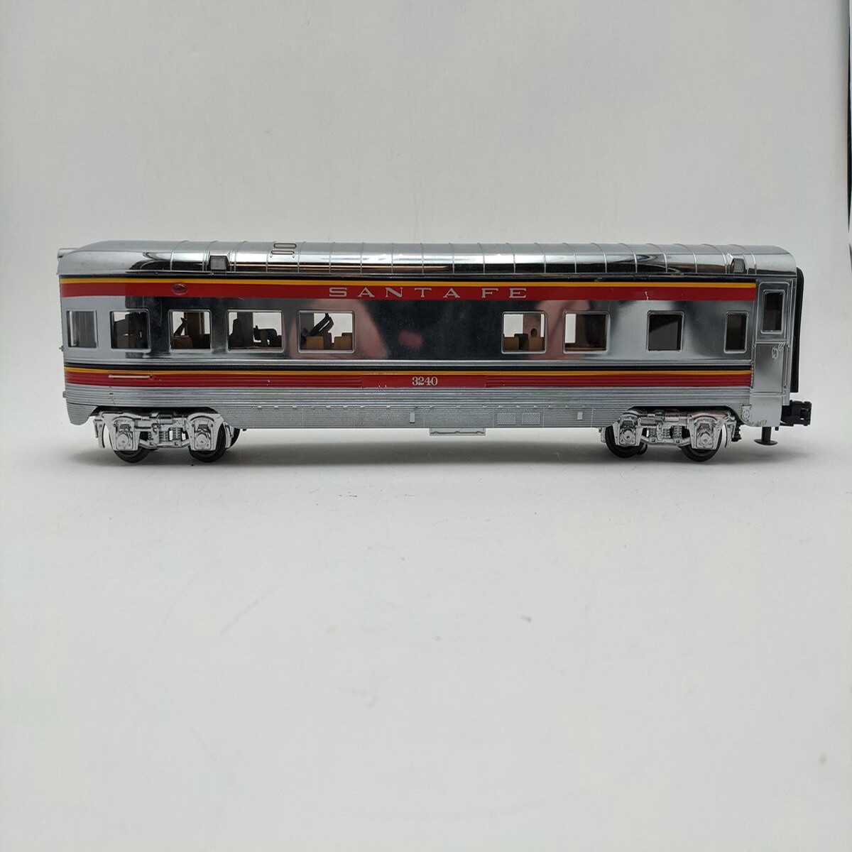 MTH 30-4144C O Gauge Santa Fe 60' Streamlined Observation Car #3240 EX
