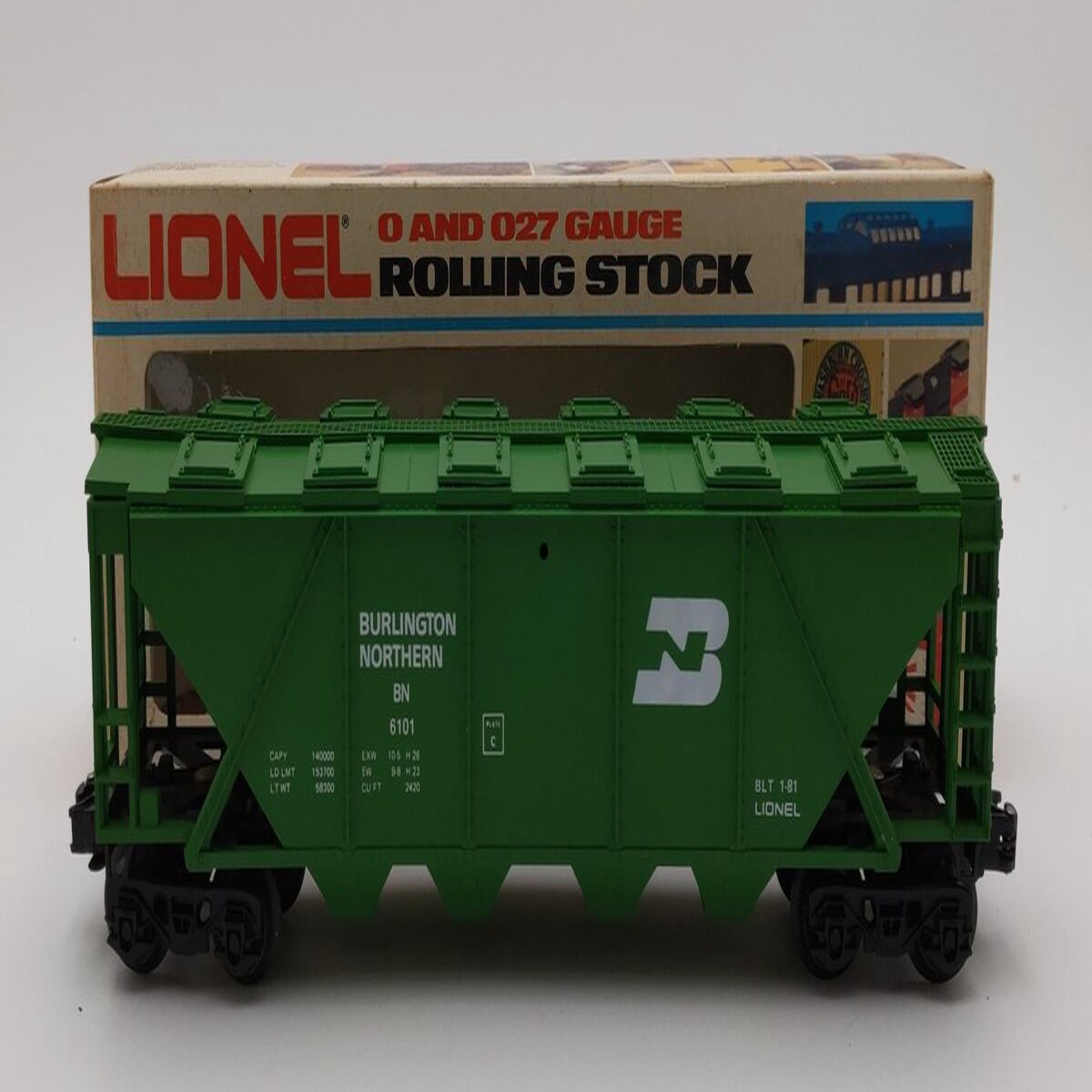 Lionel 6-6101 O Gauge Burlington Northern Covered Hopper EX/Box