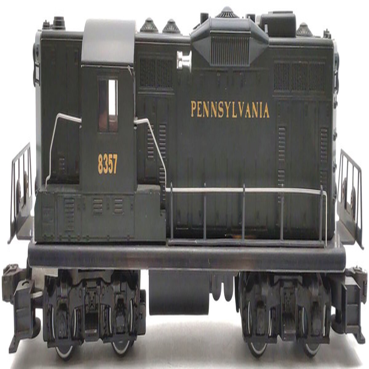 Lionel 6-8357 O Gauge Pennsylvania GP9 Diesel Locomotive #8357 EX