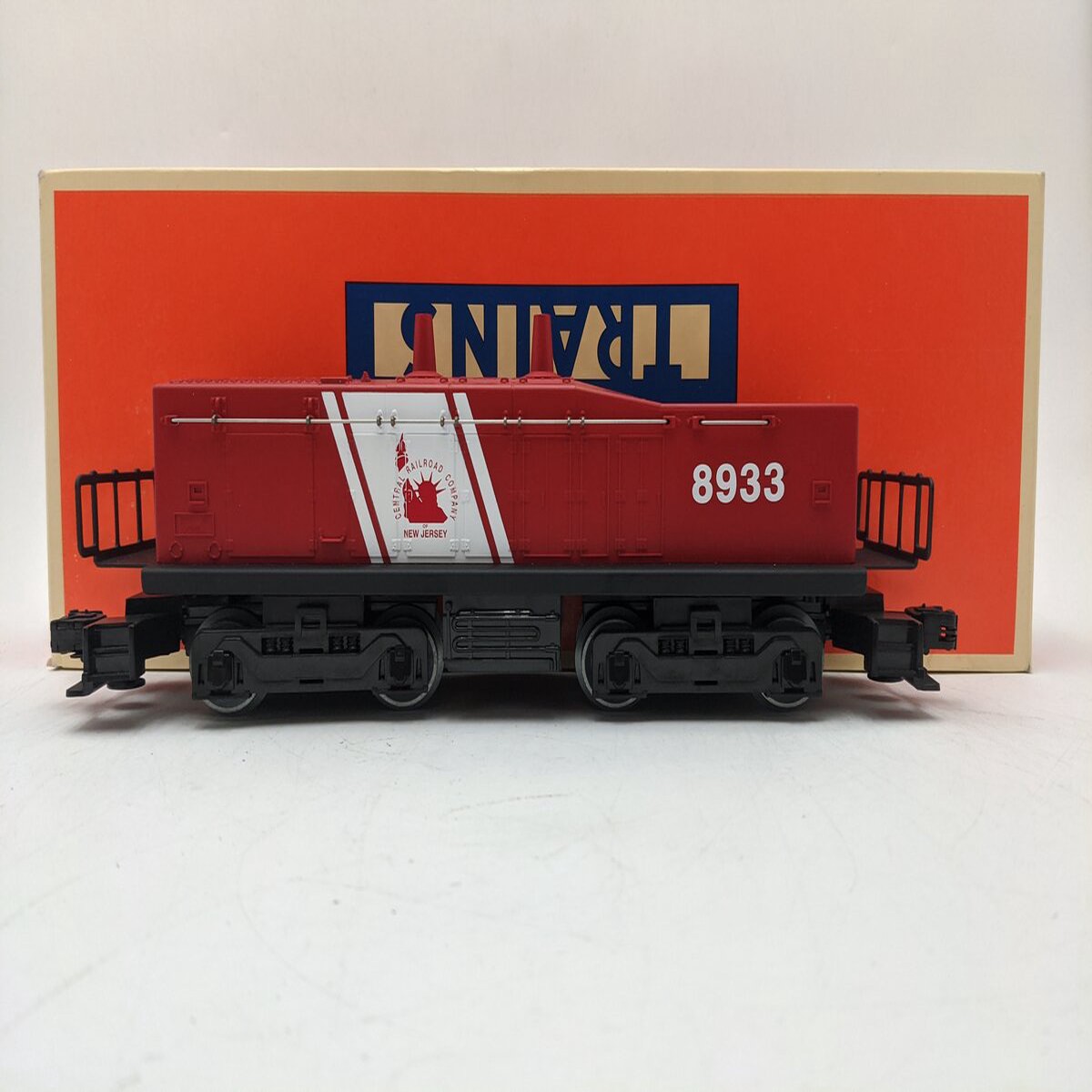 Lionel 6-18933 O Gauge Jersey Central NW2 Dummy Diesel Calf Locomotive #8933 EX/Box