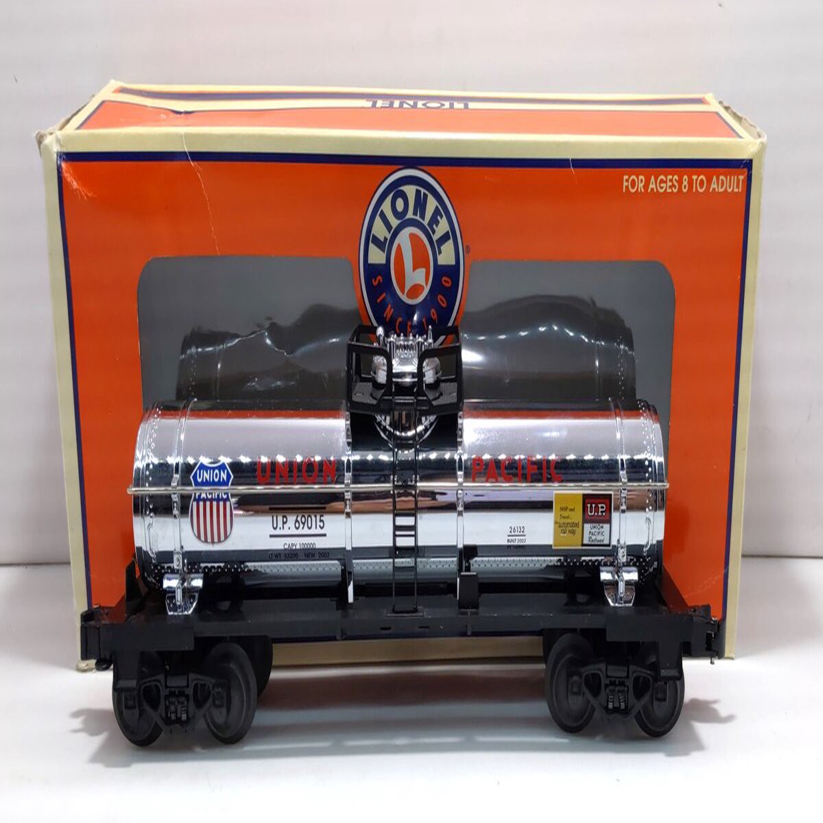 Lionel 6-26132 O Gauge Union Pacific Single Dome Chrome Tank Car #69015 LN/Box